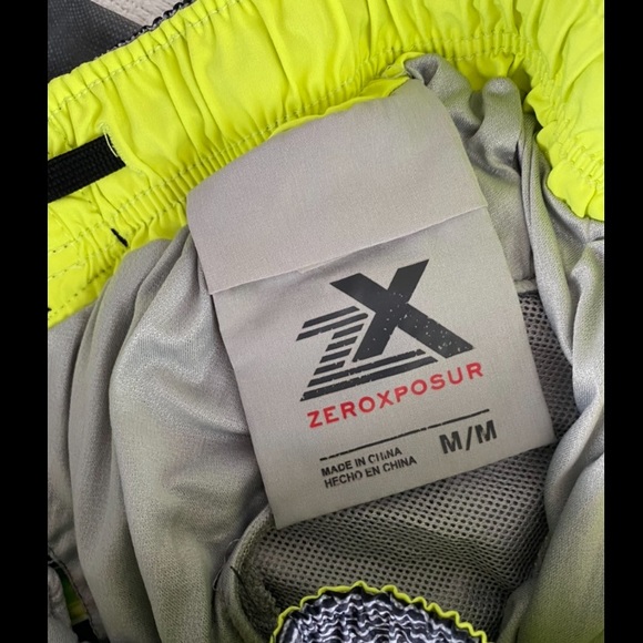 ⏰ ZeroXPosur - Boys Swim Trunks - M - Picture 2 of 3
